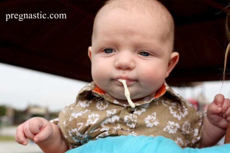 Why My Baby Vomits After Feeding